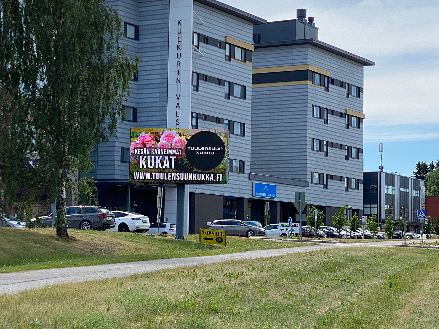 Dual side led screen/Turku